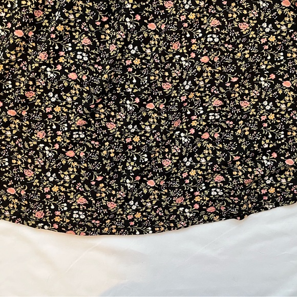 NWOT Ricki’s Floral Sleeveless Tank Top| Size M - Picture 6 of 9